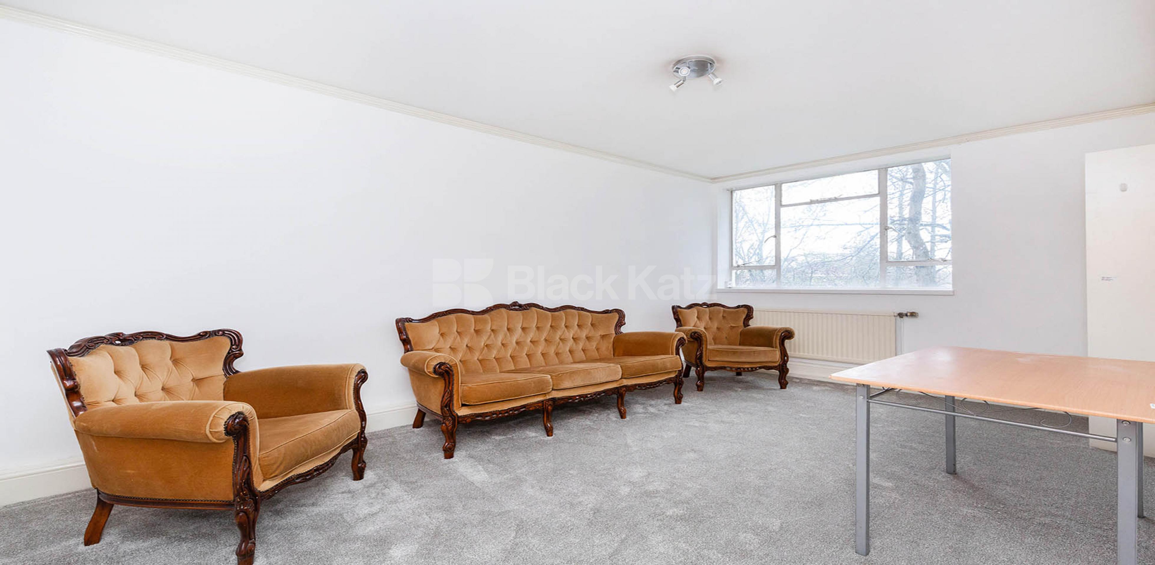 			GOOD FOR 2 SHARERS!, 2 Bedroom, 1 bath, 1 reception Apartment			 Cruikshank Street, KINGS CROSS / ISLINGTON WC1x